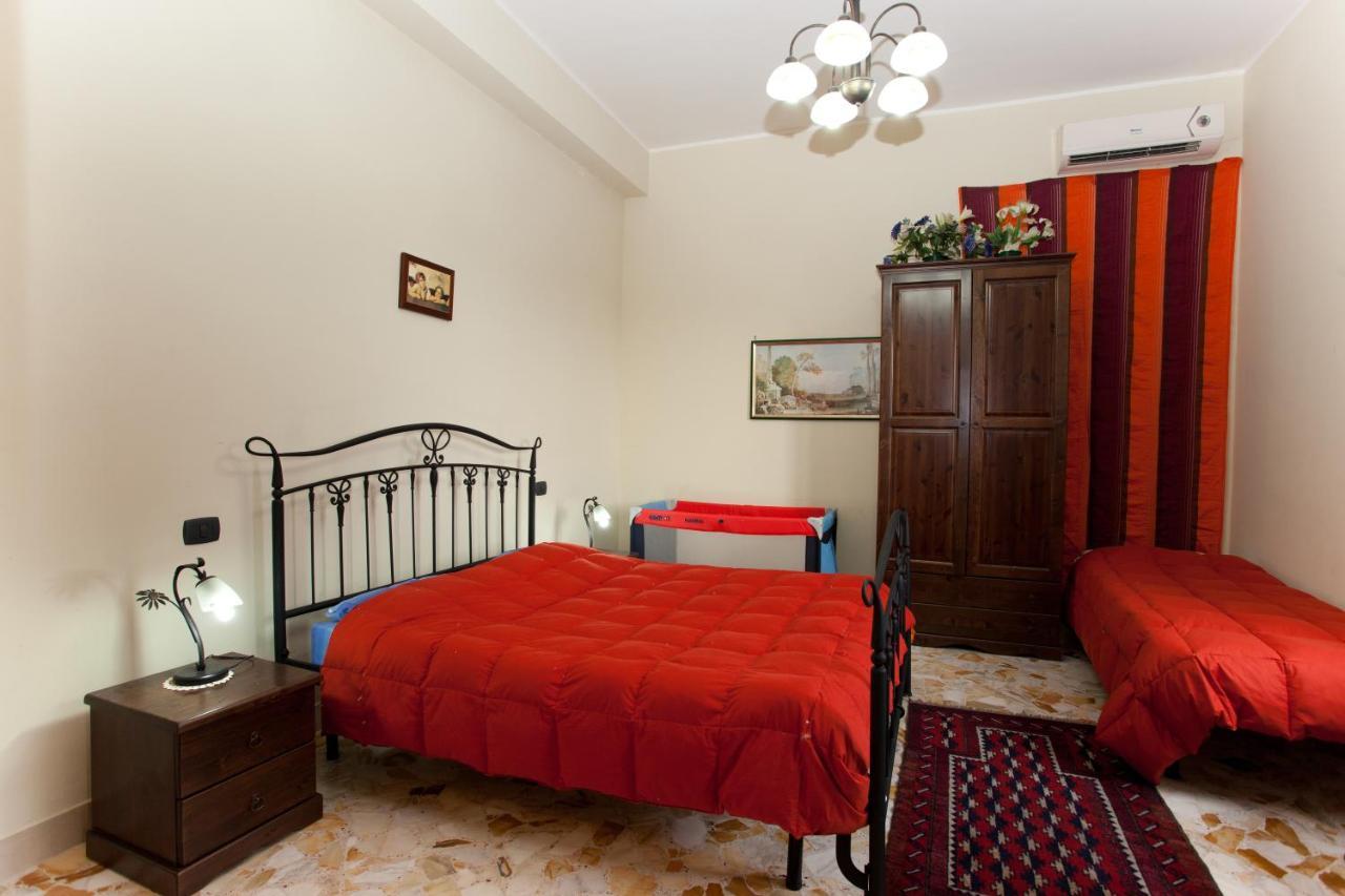 Le Grotte Bed & Breakfast Riposto Oda fotoğraf