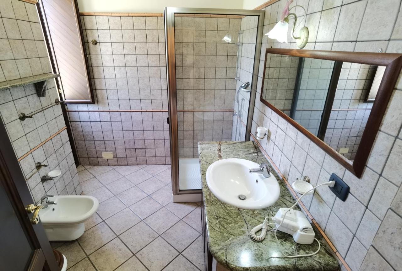 Le Grotte Bed & Breakfast Riposto Dış mekan fotoğraf