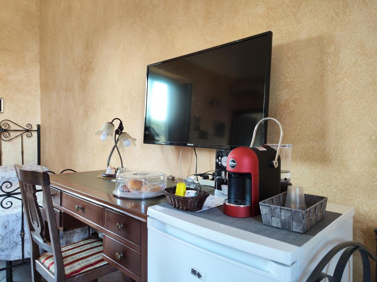 Le Grotte Bed & Breakfast Riposto Dış mekan fotoğraf